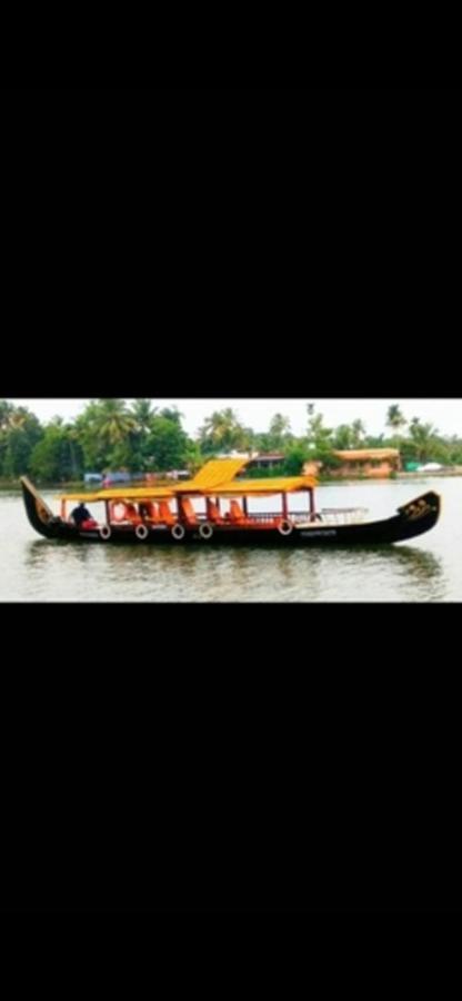 Emerald Isle Alappuzha Eksteriør billede